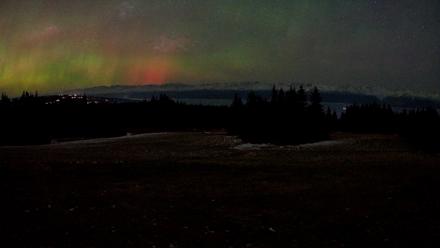 Homer Alaska Northern Lights Live Cam - Dec 21, 2025, 6:06am AKST