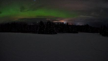 Homer Alaska Northern Lights Live Cam - Feb 13, 2026, 1:34am AKST