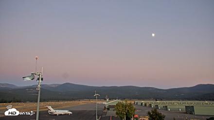 Truckee Tahoe Airport Live Webcam - Sep 22, 2026, 7:08pm PDT