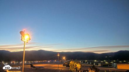 Truckee Tahoe Airport Live Webcam - Sep 13, 2026, 6:08am PDT