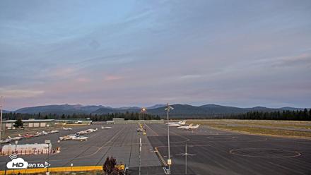 Truckee Tahoe Airport Live Webcam - Aug 24, 2026, 6:20am PDT
