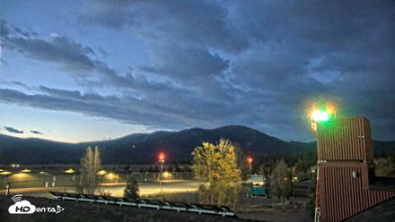 Truckee Tahoe Airport Live Webcam - Oct 11, 2026, 6:33am PDT