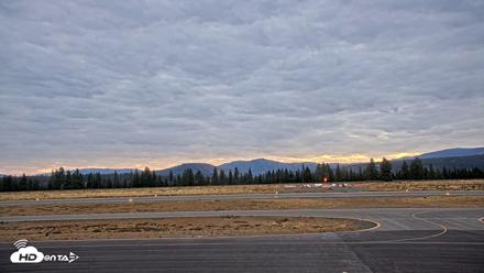 Truckee Tahoe Airport Live Webcam - Oct 9, 2026, 7:06am PDT