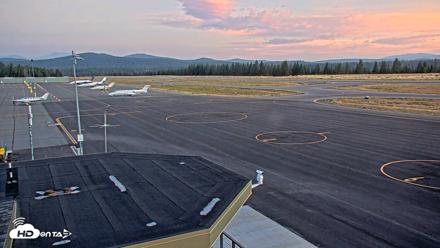 Truckee Tahoe Airport Live Webcam - Aug 26, 2026, 6:19am PDT