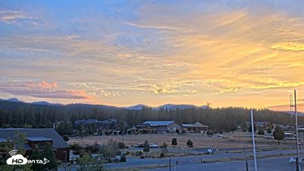 Truckee Tahoe Airport Live Webcam - Aug 27, 2026, 7:39pm PDT