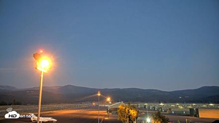 Truckee Tahoe Airport Live Webcam - Aug 30, 2026, 8:03pm PDT