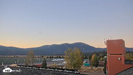 Truckee Tahoe Airport Live Webcam - Sep 24, 2026, 6:47am PDT