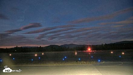 Truckee Tahoe Airport Live Webcam - Oct 2, 2026, 7:20pm PDT