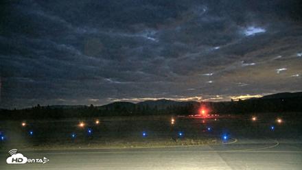 Truckee Tahoe Airport Live Webcam - Oct 9, 2026, 6:25am PDT