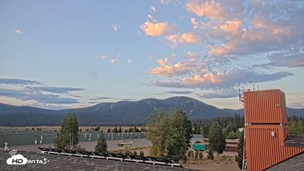Truckee Tahoe Airport Live Webcam - Aug 11, 2026, 6:22am PDT