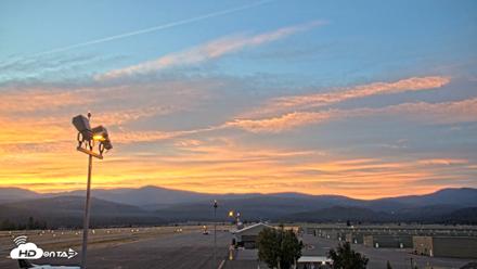 Truckee Tahoe Airport Live Webcam - Aug 23, 2026, 6:15am PDT