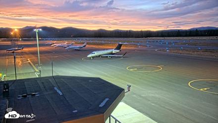 Truckee Tahoe Airport Live Webcam - Aug 27, 2026, 8:05pm PDT