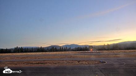 Truckee Tahoe Airport Live Webcam - Oct 14, 2026, 6:50am PDT