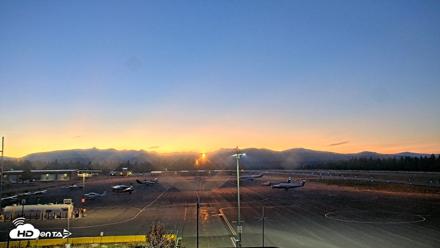 Truckee Tahoe Airport Live Webcam - Sep 11, 2026, 7:41pm PDT