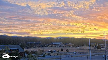 Truckee Tahoe Airport Live Webcam - Aug 27, 2026, 7:45pm PDT