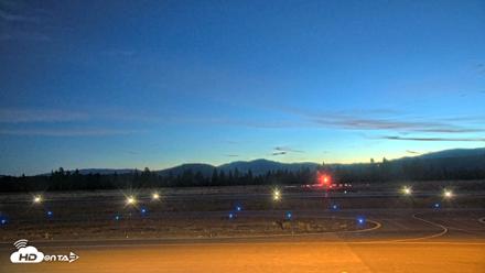 Truckee Tahoe Airport Live Webcam - Sep 9, 2026, 5:58am PDT