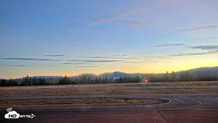 Truckee Tahoe Airport Live Webcam - Sep 12, 2026, 6:23am PDT
