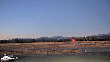 Truckee Tahoe Airport Live Webcam - Sep 18, 2026, 7:32pm PDT