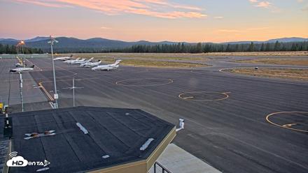Truckee Tahoe Airport Live Webcam - Aug 19, 2026, 6:10am PDT