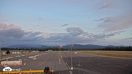 Truckee Tahoe Airport Live Webcam - Sep 2, 2026, 6:29am PDT