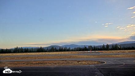 Truckee Tahoe Airport Live Webcam - Sep 28, 2026, 7:11am PDT