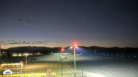 Truckee Tahoe Airport Live Webcam - Oct 9, 2026, 7:21pm PDT