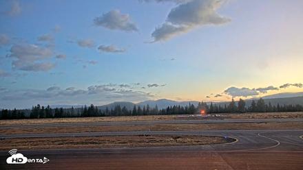 Truckee Tahoe Airport Live Webcam - Sep 17, 2026, 6:25am PDT