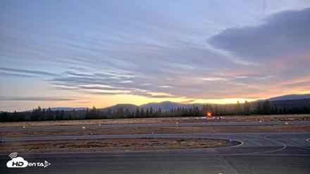 Truckee Tahoe Airport Live Webcam - Sep 26, 2026, 6:32am PDT