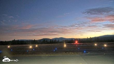 Truckee Tahoe Airport Live Webcam - Oct 4, 2026, 6:23am PDT