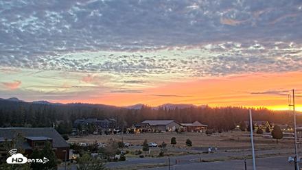 Truckee Tahoe Airport Live Webcam - Aug 17, 2026, 8:10pm PDT