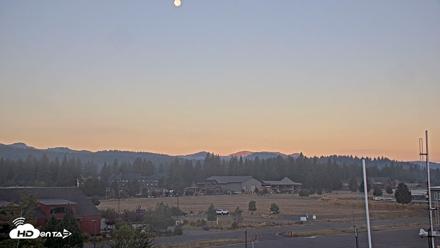 Truckee Tahoe Airport Live Webcam - Aug 29, 2026, 6:35am PDT