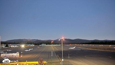 Truckee Tahoe Airport Live Webcam - Sep 29, 2026, 6:32am PDT