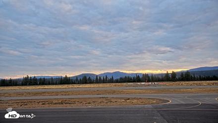 Truckee Tahoe Airport Live Webcam - Oct 9, 2026, 7:15am PDT