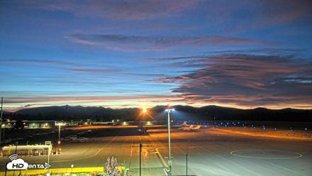 Truckee Tahoe Airport Live Webcam - Aug 23, 2026, 8:27pm PDT