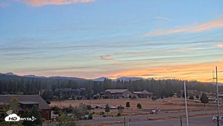 Truckee Tahoe Airport Live Webcam - Aug 23, 2026, 7:51pm PDT
