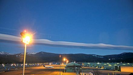 Truckee Tahoe Airport Live Webcam - Mar 9, 2026, 7:33pm PDT