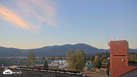 Truckee Tahoe Airport Live Webcam - Sep 22, 2026, 6:54am PDT
