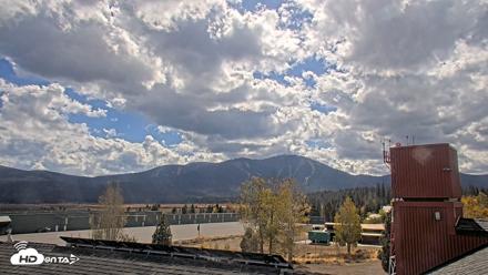 Truckee Tahoe Airport Live Webcam - Oct 11, 2026, 1:01pm PDT