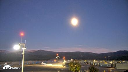 Truckee Tahoe Airport Live Webcam - Sep 23, 2026, 7:26pm PDT