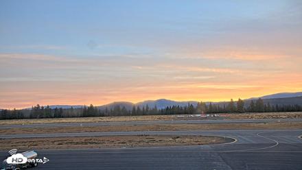Truckee Tahoe Airport Live Webcam - Sep 20, 2026, 6:48am PDT