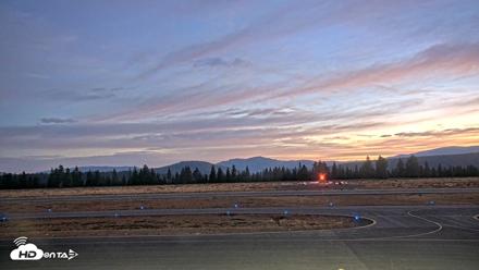 Truckee Tahoe Airport Live Webcam - Oct 2, 2026, 6:32am PDT