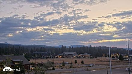 Truckee Tahoe Airport Live Webcam - Aug 28, 2026, 7:53pm PDT