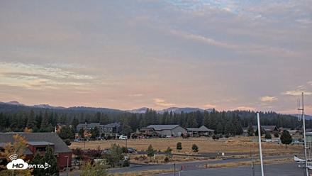 Truckee Tahoe Airport Live Webcam - Oct 3, 2026, 7:09am PDT