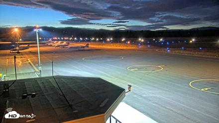 Truckee Tahoe Airport Live Webcam - Aug 21, 2026, 8:34pm PDT