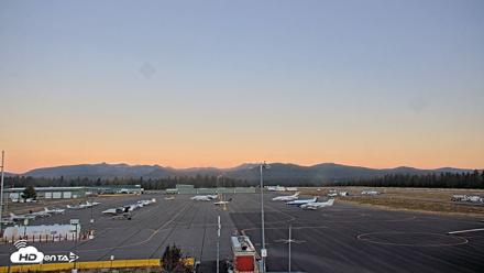 Truckee Tahoe Airport Live Webcam - Sep 19, 2026, 6:48am PDT