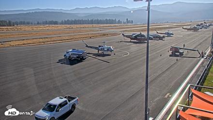 Truckee Tahoe Airport Live Webcam - Sep 18, 2026, 8:51am PDT