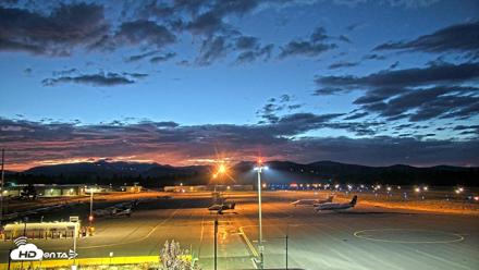 Truckee Tahoe Airport Live Webcam - Aug 28, 2026, 8:18pm PDT