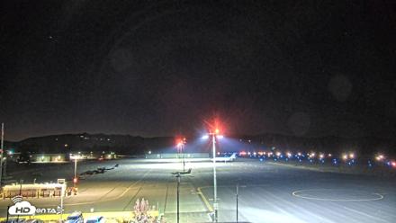 Truckee Tahoe Airport Live Webcam - Oct 8, 2026, 7:41pm PDT