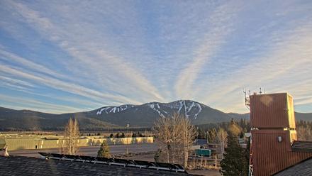 Truckee Tahoe Airport Live Webcam - Dec 4, 2025, 4:07pm PST