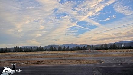 Truckee Tahoe Airport Live Webcam - Oct 20, 2026, 7:51am PDT